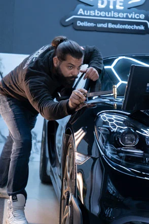 Spezialwerkzeug für professionelle Dellentechnik